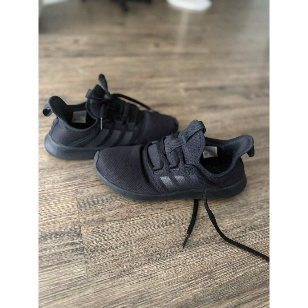Women’s Adidas Size 7 All Black Cloudfoam Running Shoe Restaurant Shoe - Picture 3 of 7